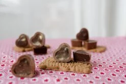 Herz-Schalen Für Pralinen, Sparangebot 3 Lagen, 162 Stück