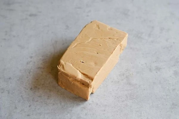 Mandel-Nougat Hell Feinste Qualität, 500g 4 Mandel-Nougat Hell Feinste Qualität, 500g – Bild 2