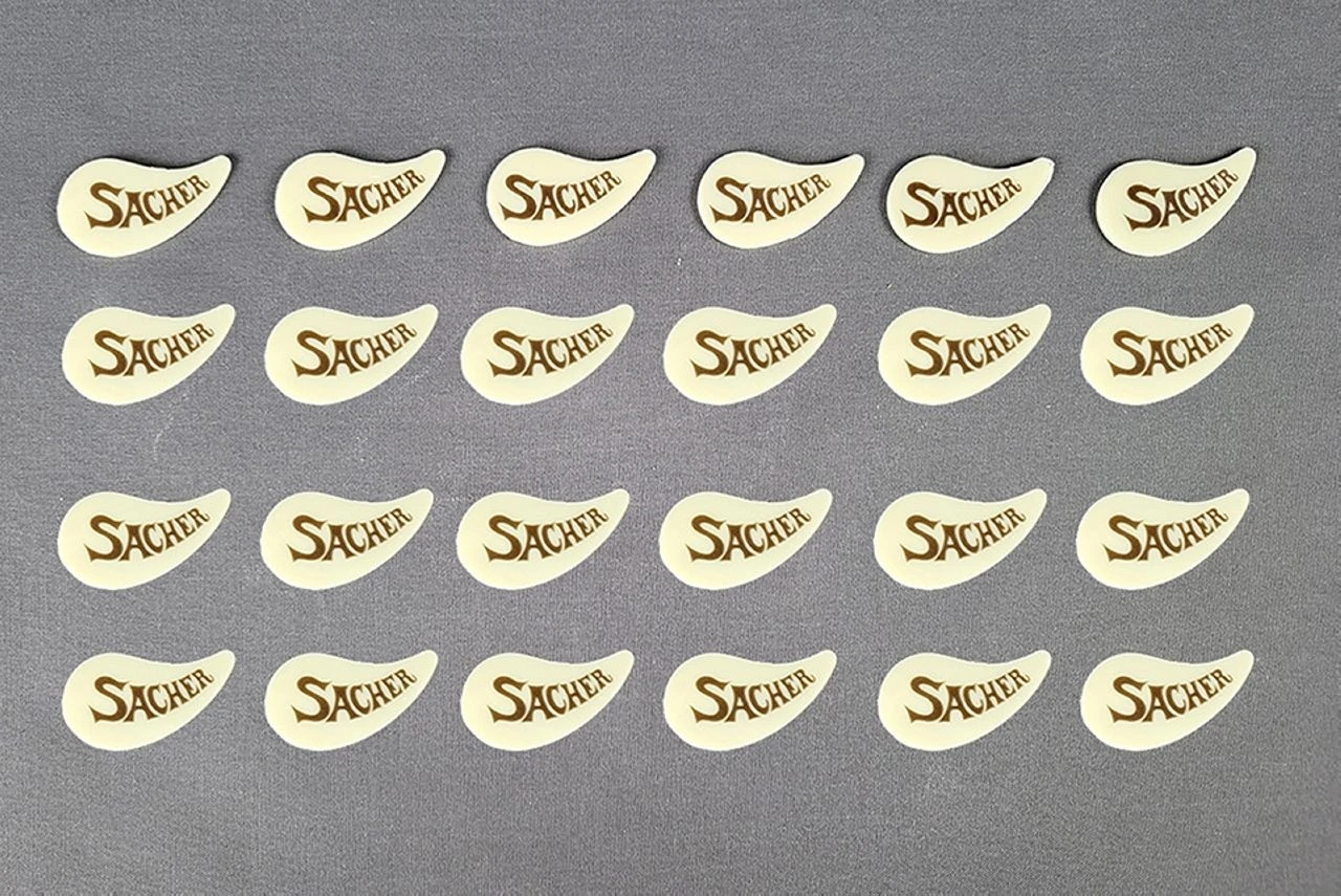 Schokoaufleger Sacher, Weiße Schokolade, 52x28 Mm, 24 Stk. 3 Schokoaufleger Sacher, Weiße Schokolade, 52x28 Mm, 24 Stk.