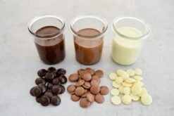 Callebaut Kuvertüre-Chips Vollmilch 1kg -Lebensmittelgeschäft 6d2266943876abc6eb47507d978942c2