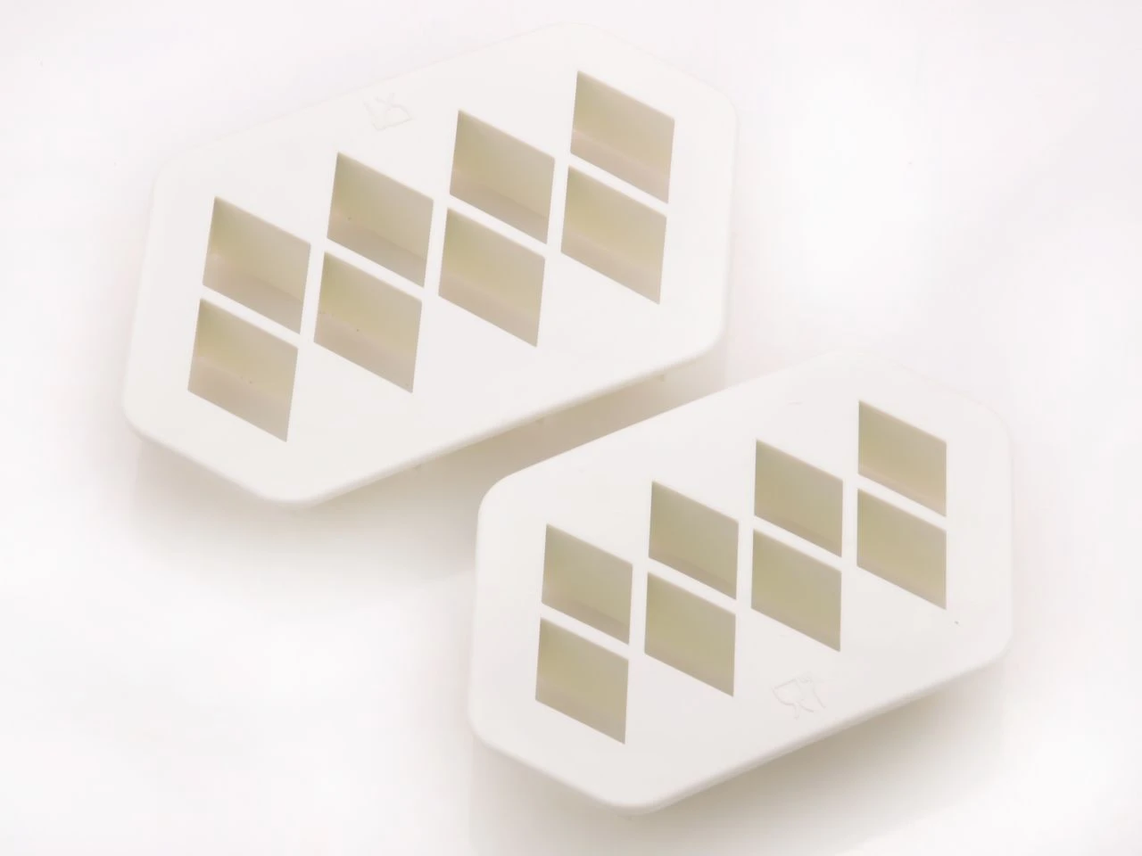 Ausstecher-Set: Optical Illusion, Kunststoff, 2er-Set 3 Ausstecher-Set: Optical Illusion, Kunststoff, 2er-Set