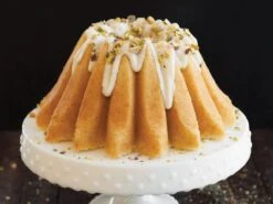 Nordic Ware: Aluguss-Backform Lotus Bundt, Antihaft, 1,18 L, 19 X 9 Cm