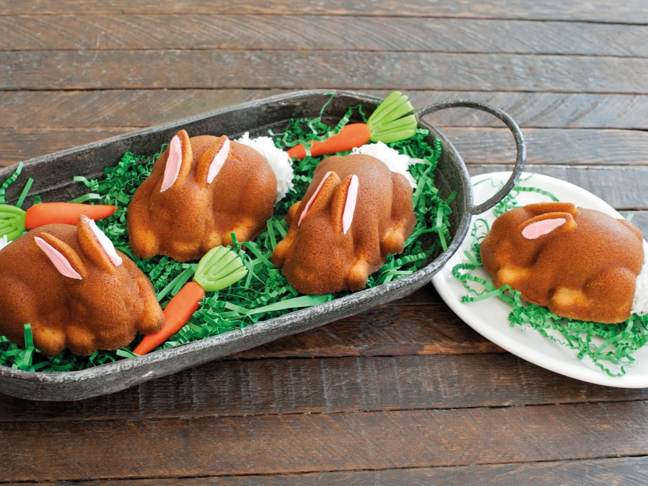 Nordic Ware: Aluguss-Backform Baby Bunny Cake, Antihaft, 1 L, 6 Mulden á 11 X 7,5 X 5,5 Cm 3 Nordic Ware: Aluguss-Backform Baby Bunny Cake, Antihaft, 1 L, 6 Mulden á 11 X 7,5 X 5,5 Cm