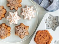 Nordic Ware: Aluguss-Backform Frozen Snowflakes, Antihaft, 700 Ml, 6 Mulden á 8 X 3,5 Cm -Lebensmittelgeschäft b90132