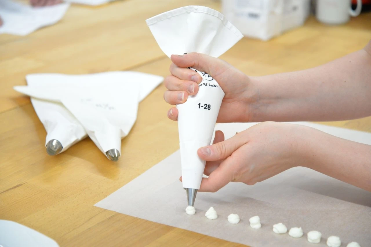 Spritzbeutel Hobbybäcker-Qualität 28 Cm Lang 3 Spritzbeutel Hobbybäcker-Qualität 28 Cm Lang